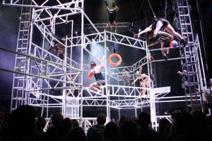 Bianco-No-Fit-State-Circus-Soke-Staffordshire-Appeitie-2