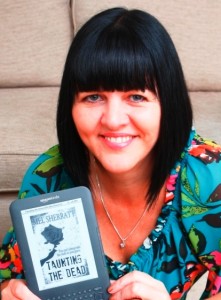 mel-sherratt-crime-author-soke-on-trent-staffordshire